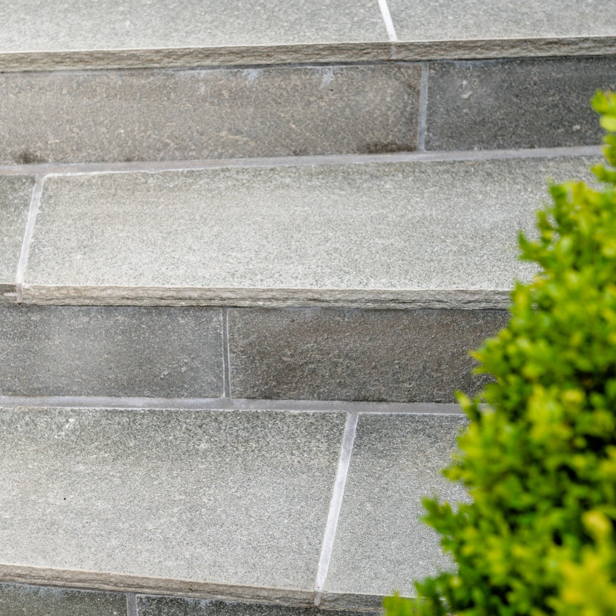 Trinn Lys Oppdal Natur Hugget Kant 30-40mm