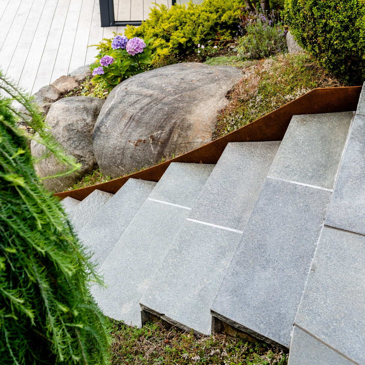 Trinn Lys Oppdal Natur Hugget Kant 20-30mm