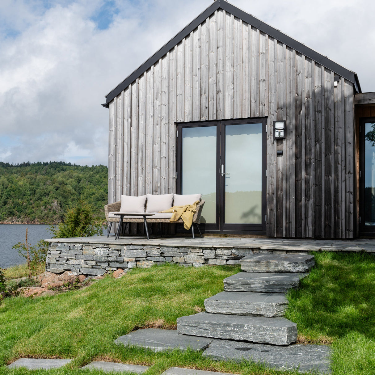 Terrengtrinn Lys Oppdal Natur 50-80cm bred