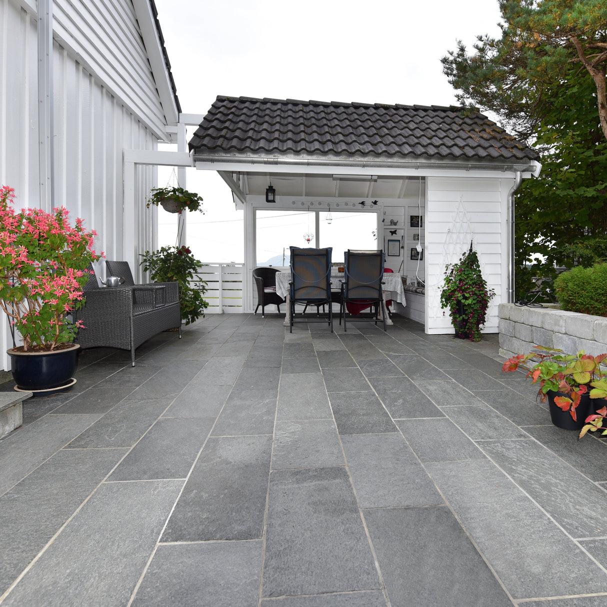 Uteflis Mørk Oppdal Natur Rustikk Hugget kant