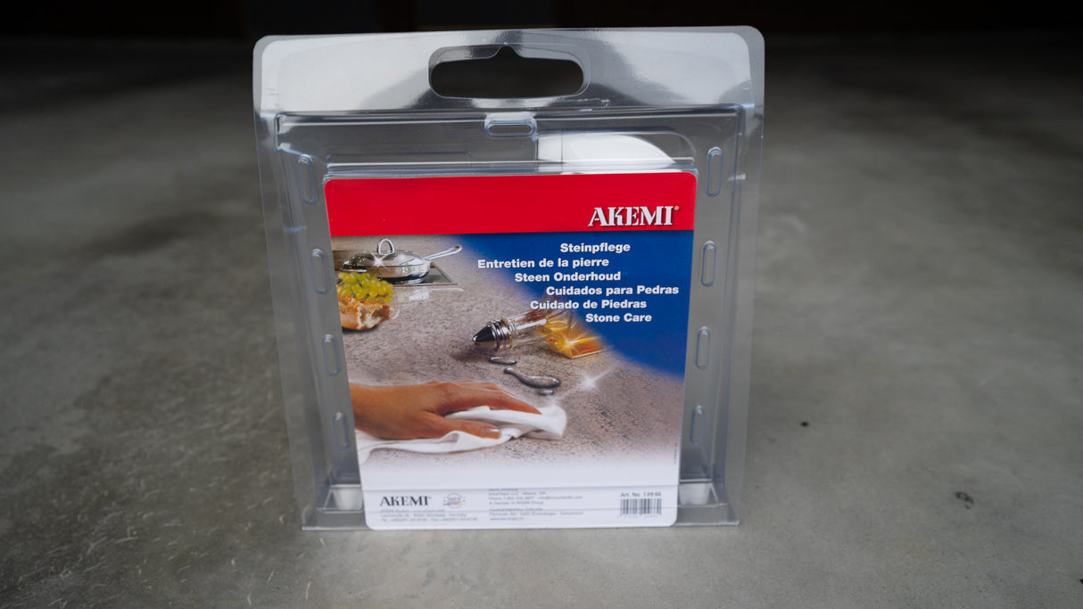 Akemi steinpleiesett