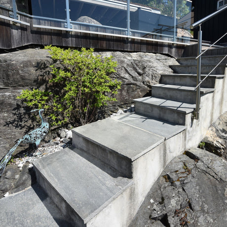 Trinn Mørk Oppdal natur hugget kant 20-30mm - Skiferbutikken